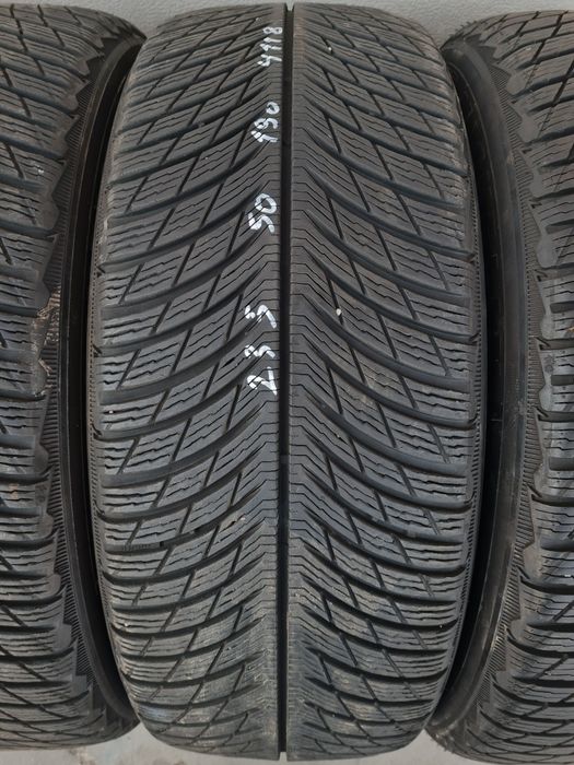 Зимни гуми 4 броя MICHELIN PilotAlpin 5Suv 235 50 R19
