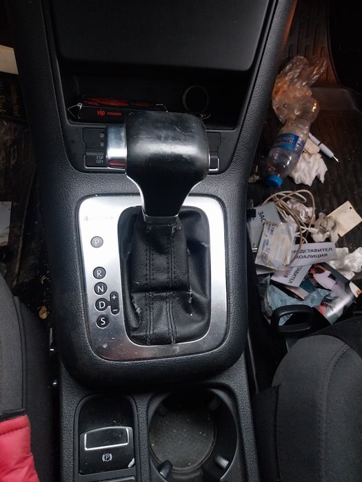 Продавам Фолксваген Тигуан на части