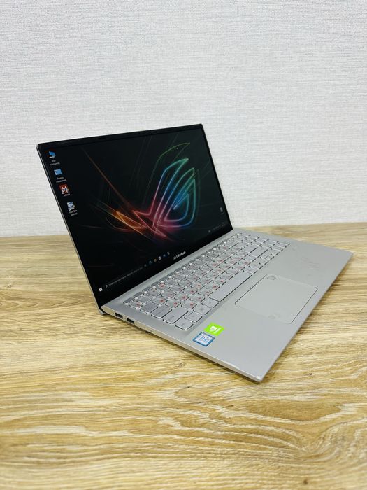 Стильный ASUS Core i5-8 Ядерный, Игровой для Работы и Развлечений