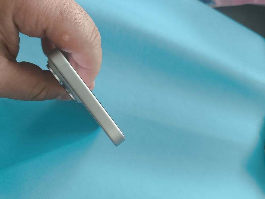 iPhone 15 перфектен