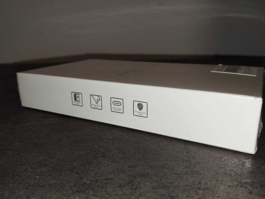 Husă cu acumulator 9300mAh pentru iPhone 17 Pro, Wireless 7.5W (Negru)