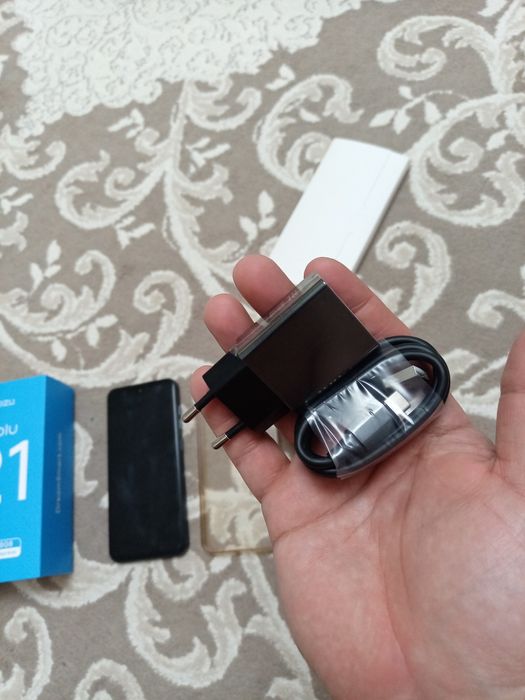 Продам телефон 12/128 гб