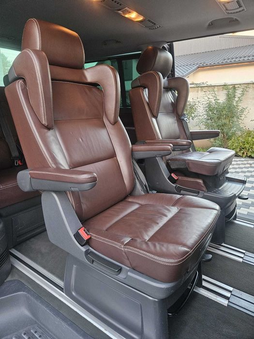 VW Multivan Highline 140 CP 4 MOTION