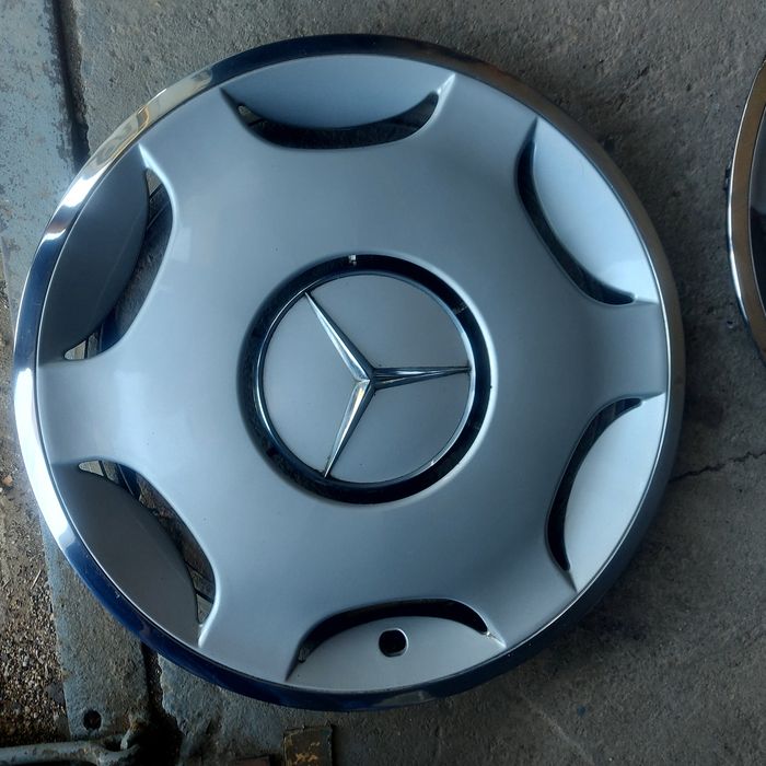Колпаки Mercedes-Benz