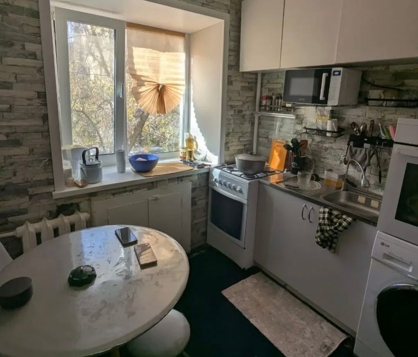 Продаю квартиру в центре