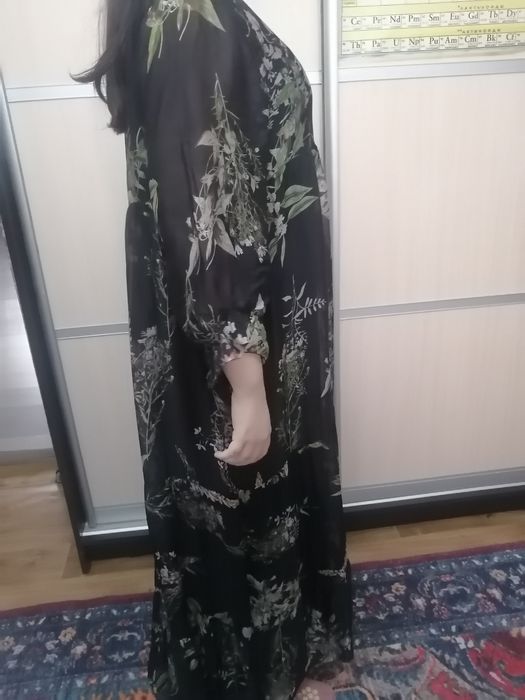 Женская одежда Платье