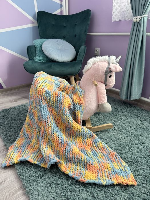 Плетено одеяло за бебе от хипоалергенна прежда Ализе