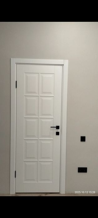 Установка межкомнатных дверей