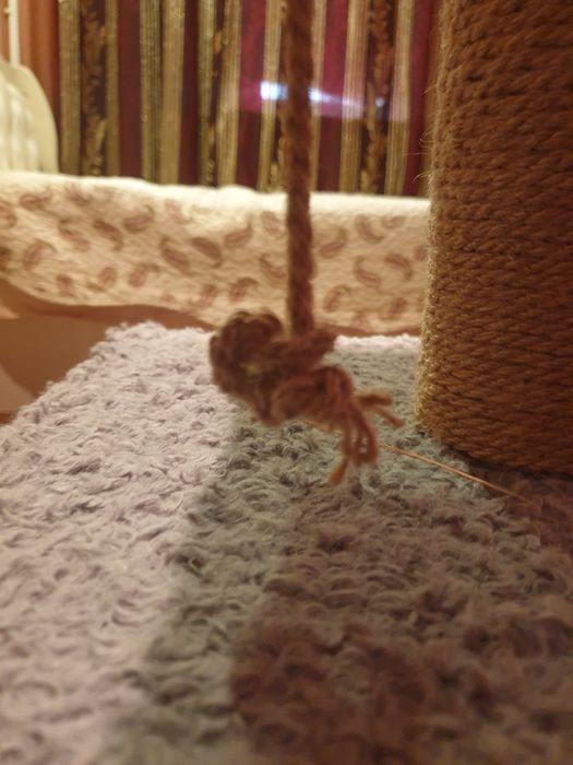 Дом для котов с когтеточек столбик