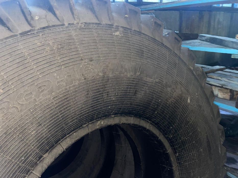 Резина 21.00 - 33 на Белаз