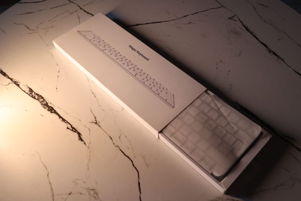 Tastatura Apple Magic Keyboard 2024 layout INT