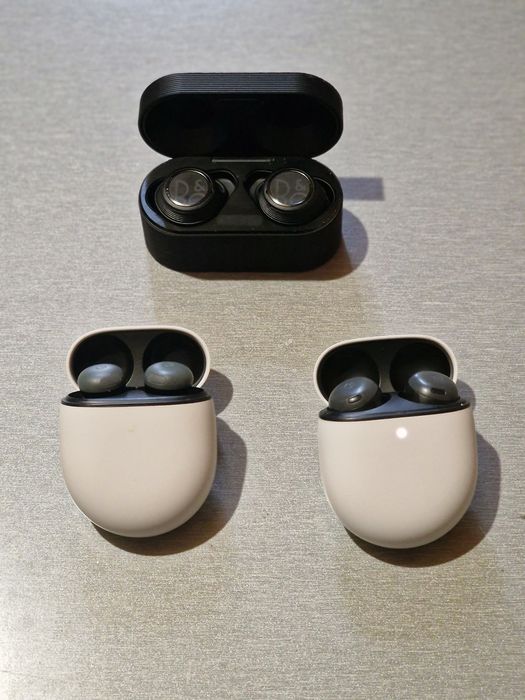 thumbnail image 2 of OEM Bang & Olufsen Silicone Ear Tips For Beoplay E8 1.0, 2.0 & 3.0 - Multicolor Set 2 of 4