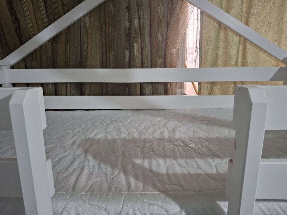 Двухъярусная кровать 165*85