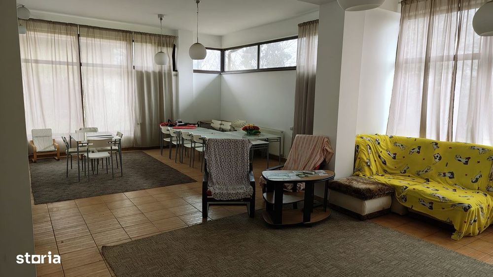 Pensiune P+1 cu 7 dormitoare cu baie proprie si spatii generoase