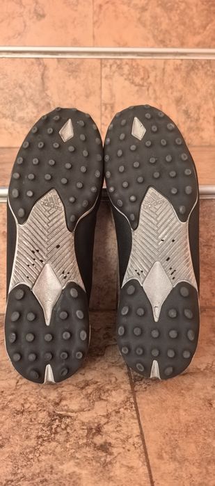 Adidas nemezis 42⅔