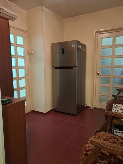 Vând apartament 3 camere Micro 19 Galați