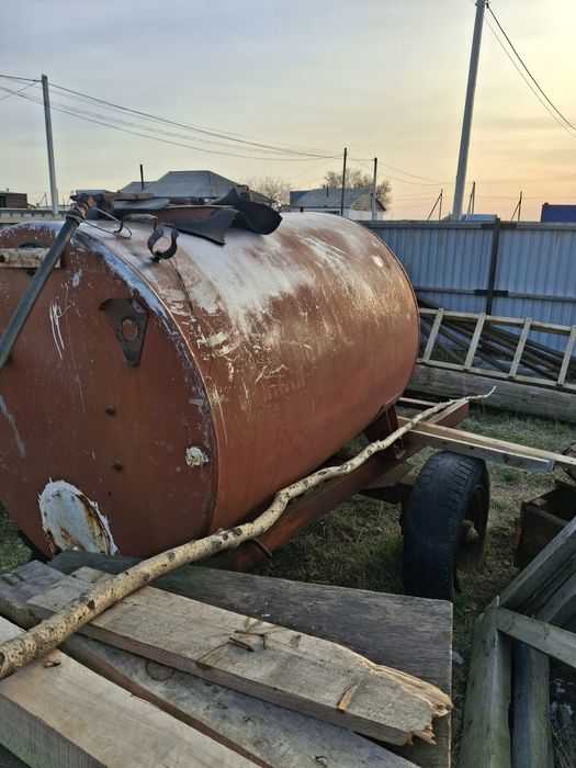 Продам алюминиувую бочку 200тыс