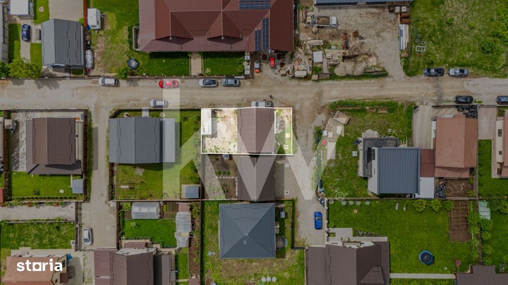 Casa singur in curte, la rosu, Izvor, Comision 0%