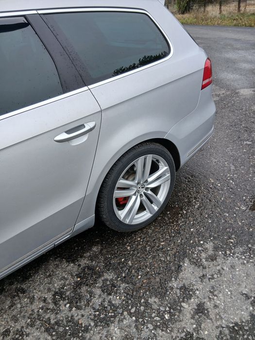 VW Passat 2.0 TDI 170 CP 4Motion Automat – 2011 – 7.300 €