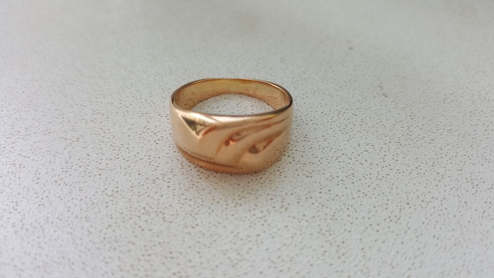 Продам советское золотое кольцо