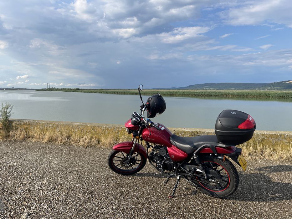 Motocicleta Barton volcano 50