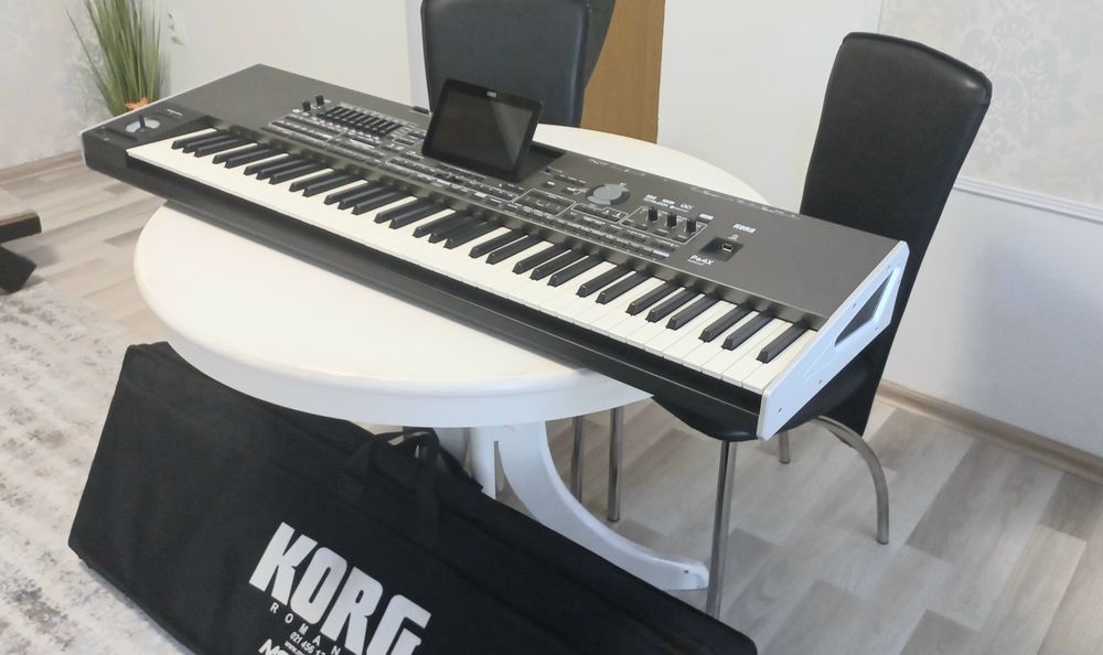 Ofer Garanție Notariala Doi Ani.Korg pa 4x Muzicant 76 adus din Germania azi ca și Nou husa Noua Set 2026 Nu schimb cu nimic  Preț fixx