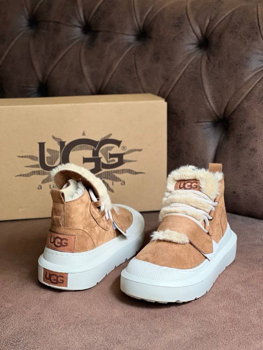 Дамски обувки UGG на промоция.