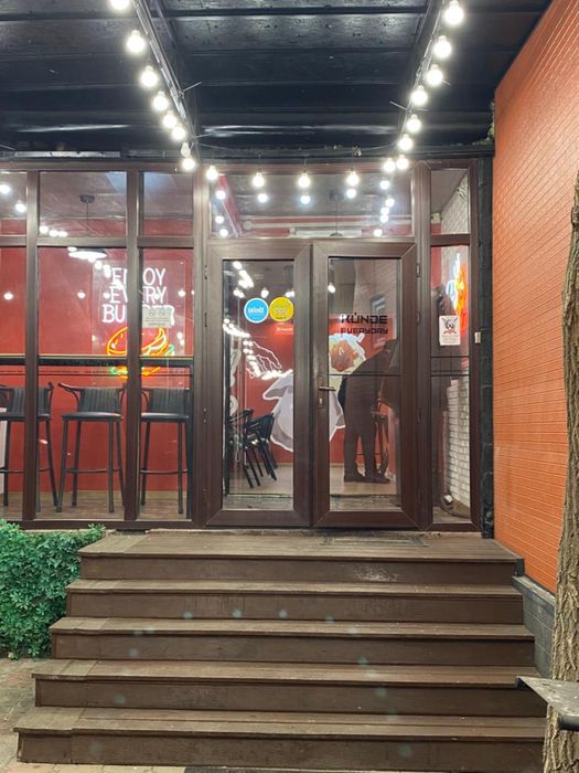 Продам срочно коммерческое помещение