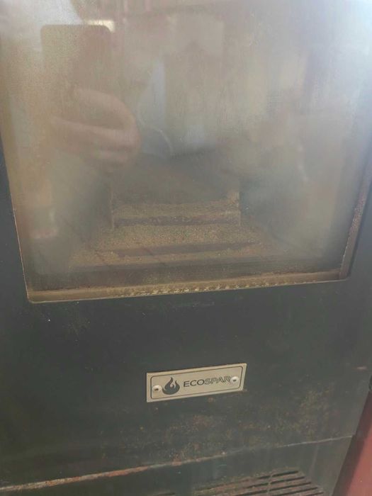 Палетна камина с въздушна риза 12kW