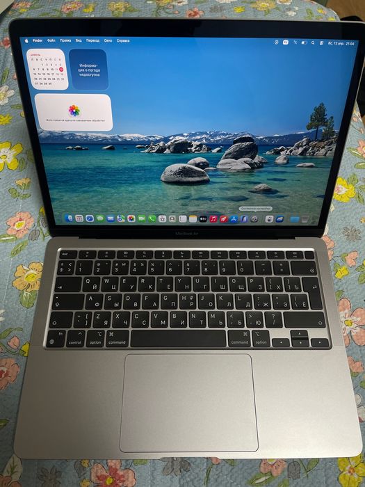 MacBook M1, полный комплект и MagicMouse 2