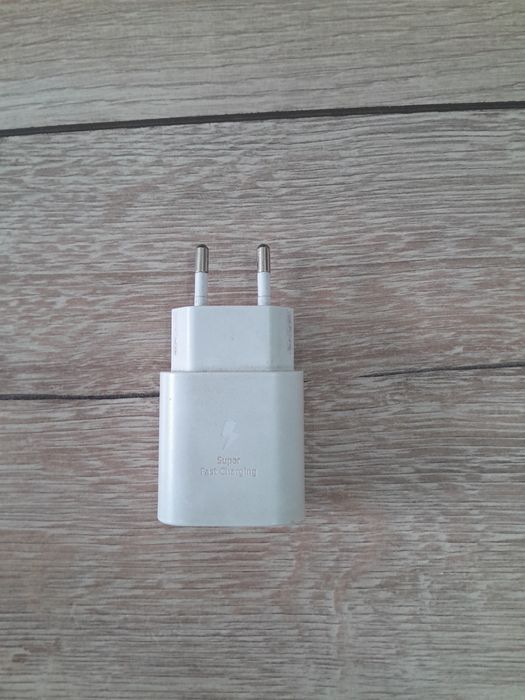 Продам адаптер. 15W
