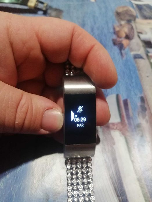 Продавам фитнес гривна