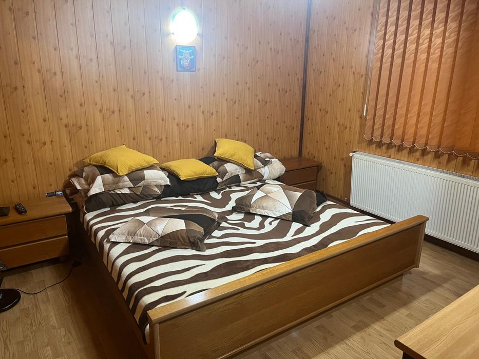 Casa si Teren de vanzare in suprafata de 1501