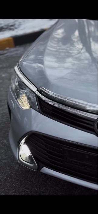 Toyota Camry 55 (2015)