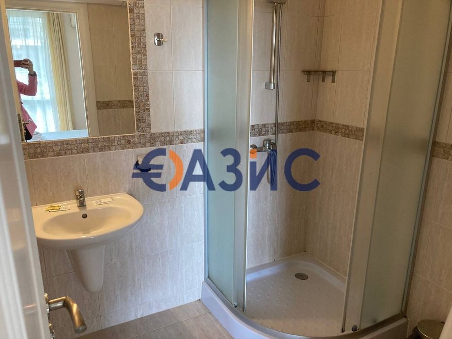 Продава се Едностаен апартамент в к.к. Слънчев бряг - 38 кв.м за 1527 €/кв.м - Снимка #5