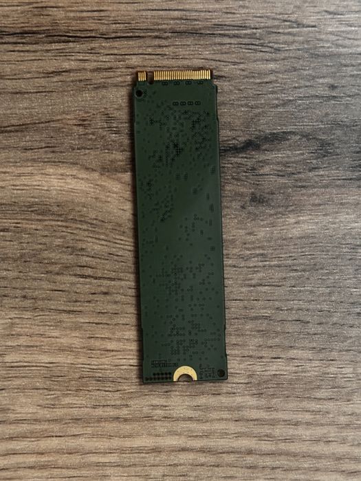 SSD Samsung PM961 объемом 512 ГБ