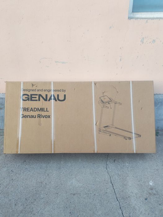 Продается беговая дорожка GENAU RIVOX