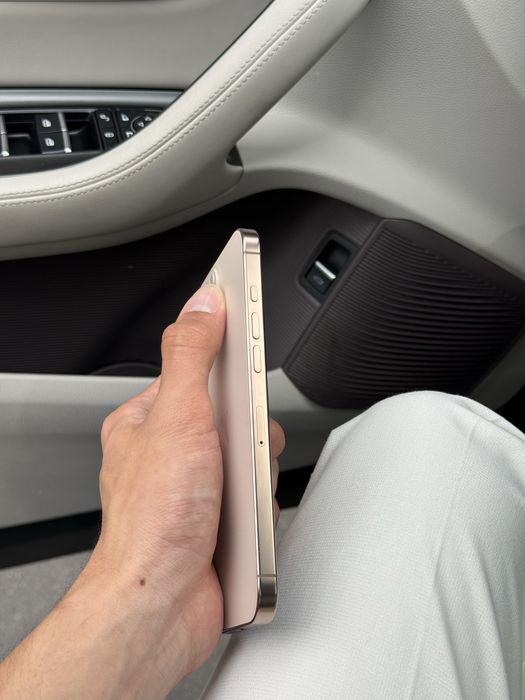 iPhone 16 Pro Max 256gb Desert Titanium