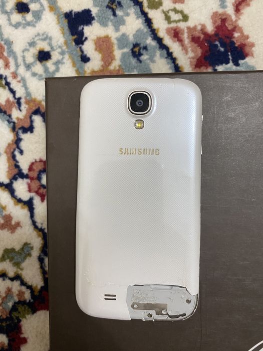 Продам телефоны