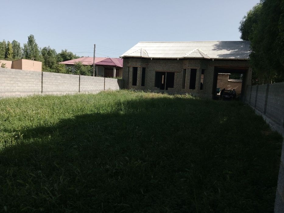 Срочно сотилади  уй