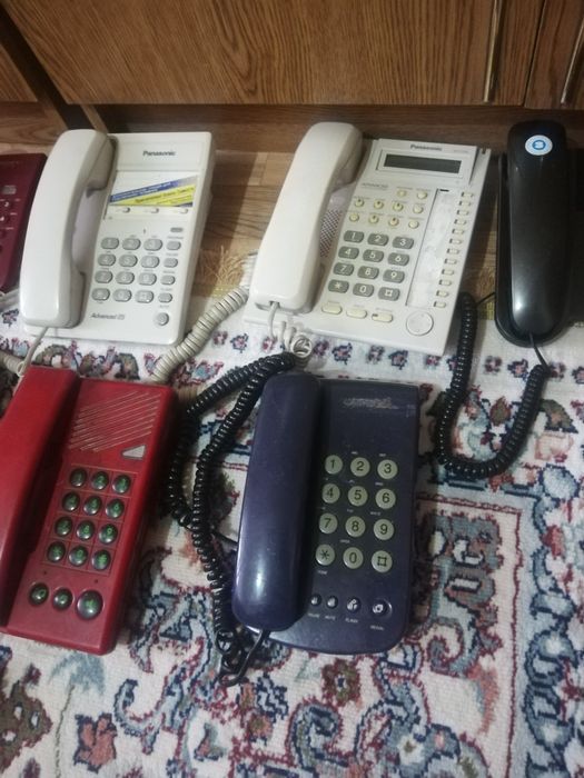 Продам домашний телефон