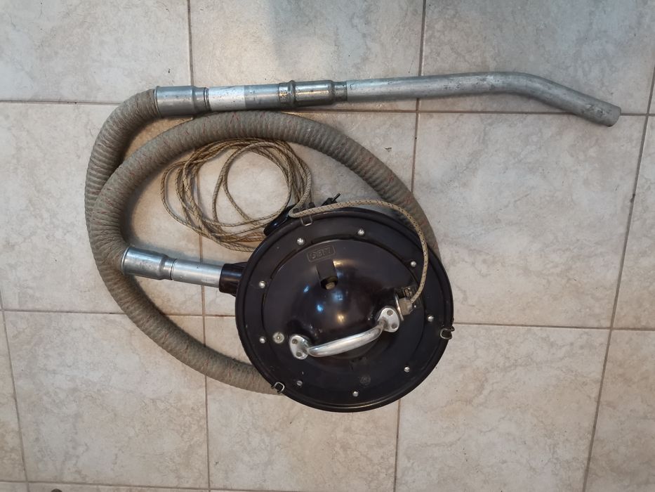 Antichități Aspirator AEG funcțional