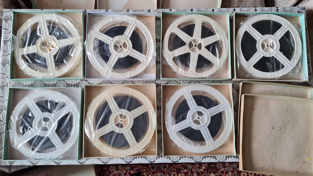 Ленти с цветни филми