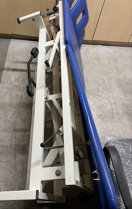 Массажный стол-кушетка