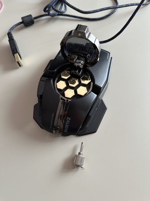 Mouse Zalman ZM-GM4, 8200 DPI, Laser, 10 butoane, greutate ajustabila
