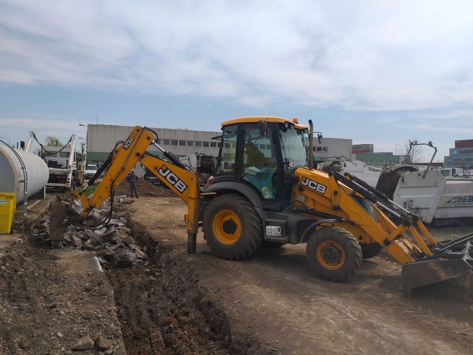 servicii demolari  , buldoexcavator , picon , demolari ,fundatii