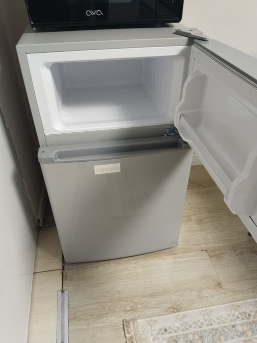 Холодильник в хорошем состояние