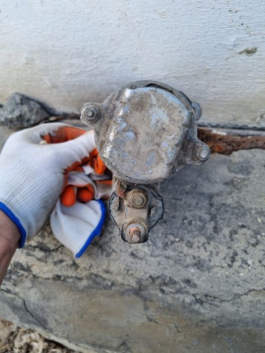 Стартер субару трибека.