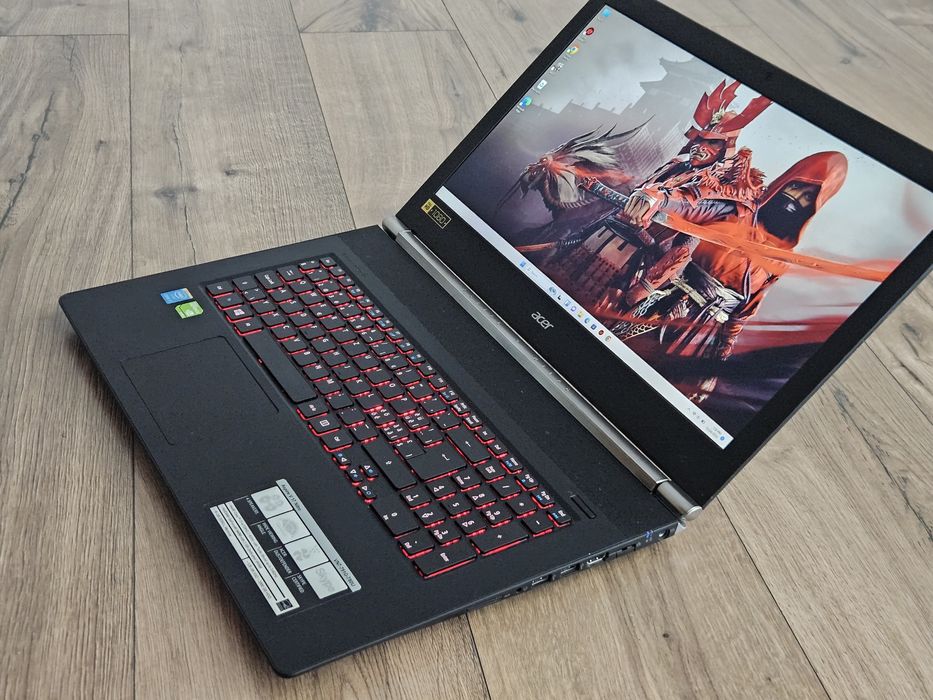 Laptop GAMING Acer Intel i7 16GB ram, SSD 128+2TB, 2 placi video,17.3"