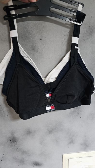 Сутиени Tommy Hilfiger